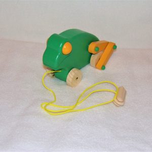 Frog Pull Toy, Spring Green and Golden Sunset Yellow